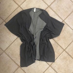 Lululemon poncho